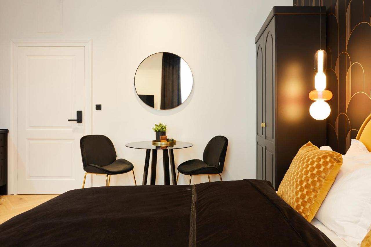 Pierrot & Pierrette Gajeva 6 Apartment *